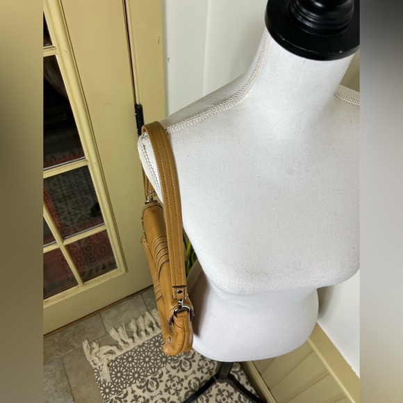 Isaac Mizrahi Leather Shoulder Bag Tan Caramel Brown Fall Purse Y2K Minimalist - Picture 15 of 16